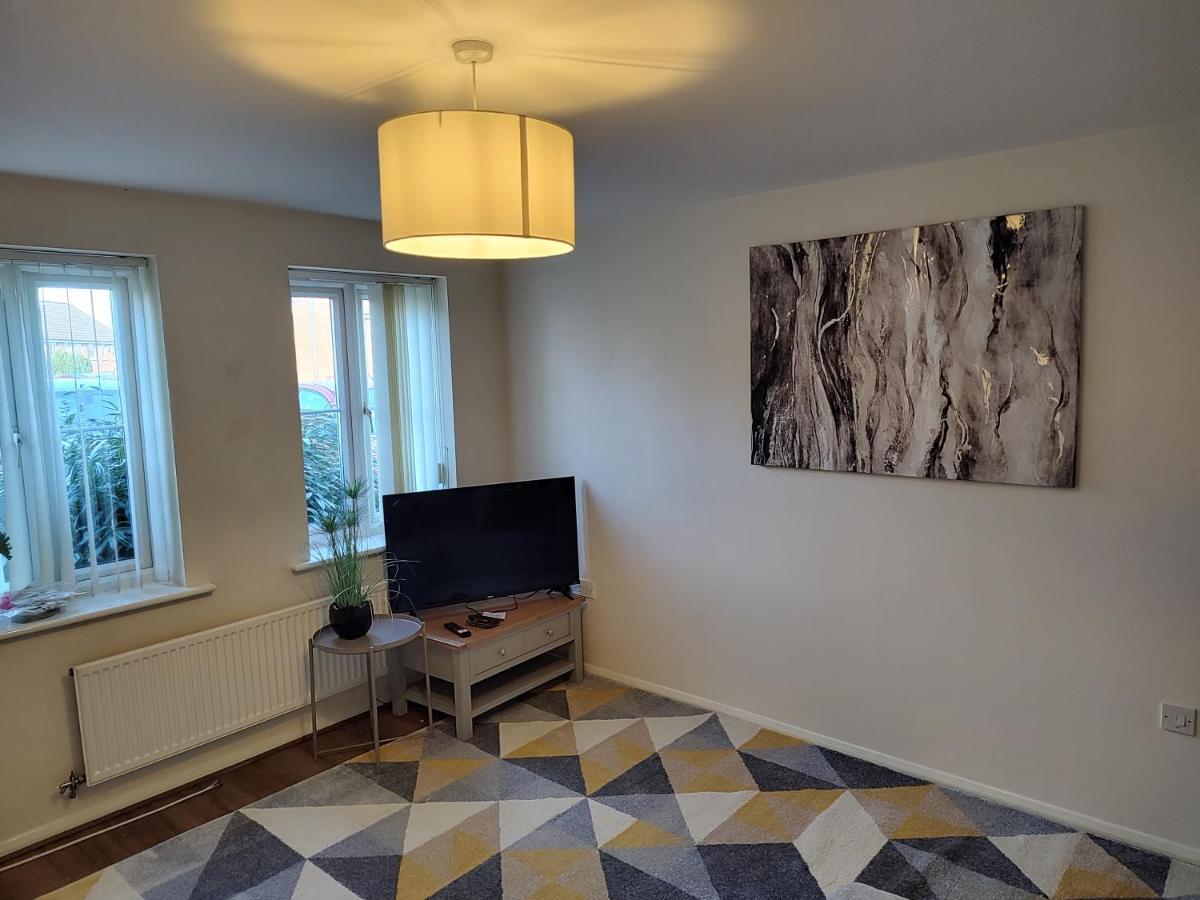 Ormonde Close 3 Bed Contractor Family Holiday home